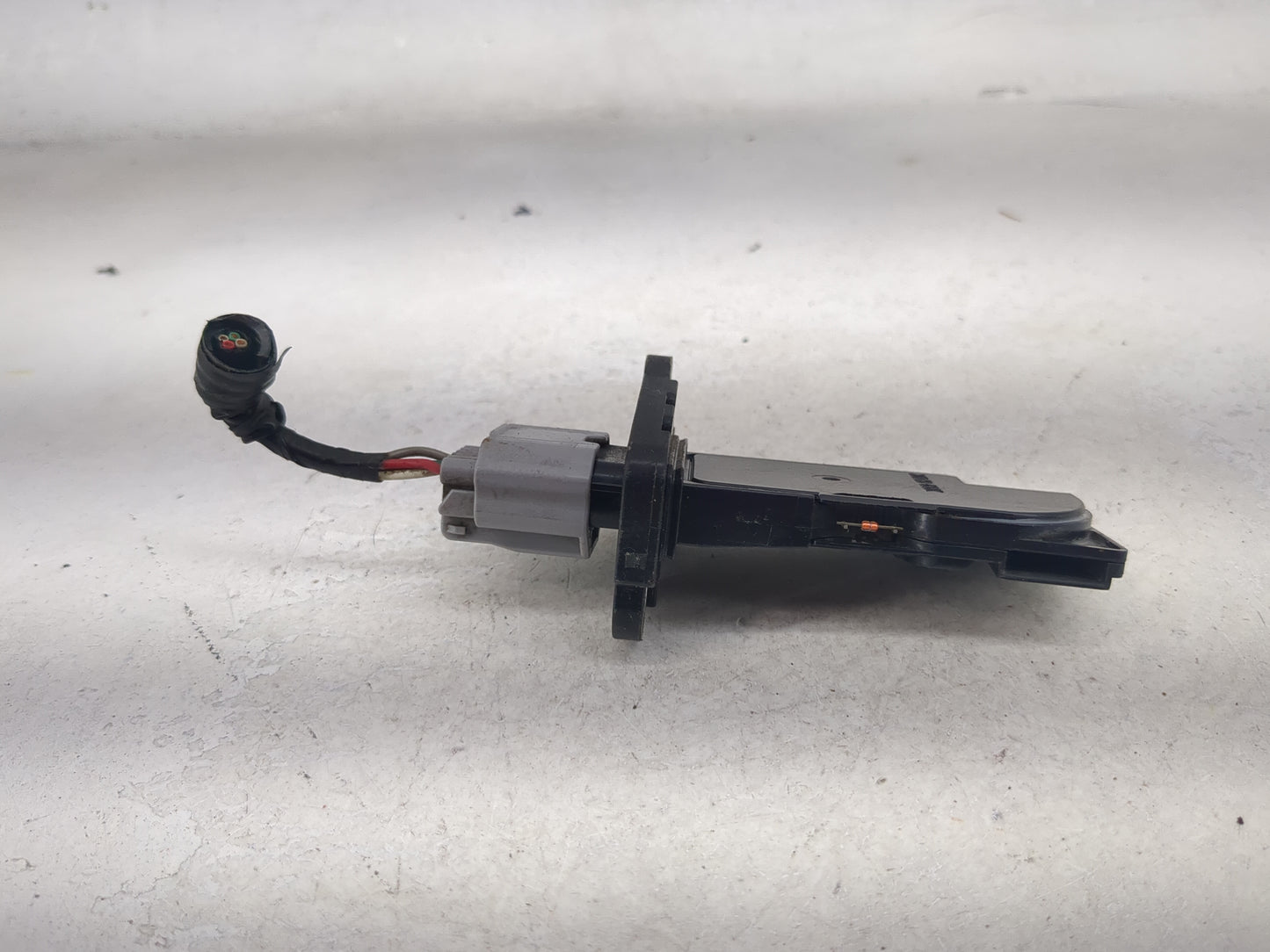 2013-2015 Nissan Sentra Mass Air Flow Meter Maf 1488620 - Oemusedautoparts1.com