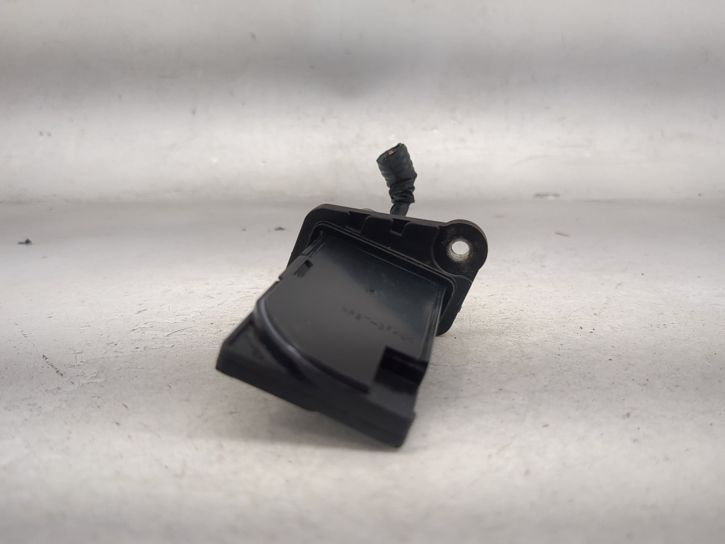 2013-2015 Nissan Sentra Mass Air Flow Meter Maf 1488620 - Oemusedautoparts1.com