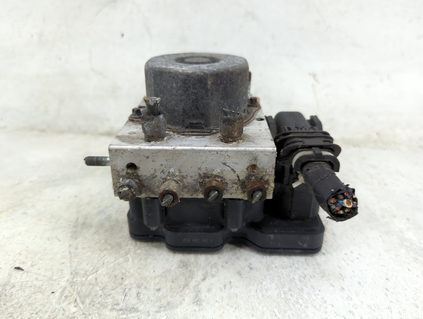 2014 Nissan Sentra ABS Pump Control Module Replacement P/N:0265951552 0265261264 Fits OEM Used Auto Parts - Oemusedautoparts