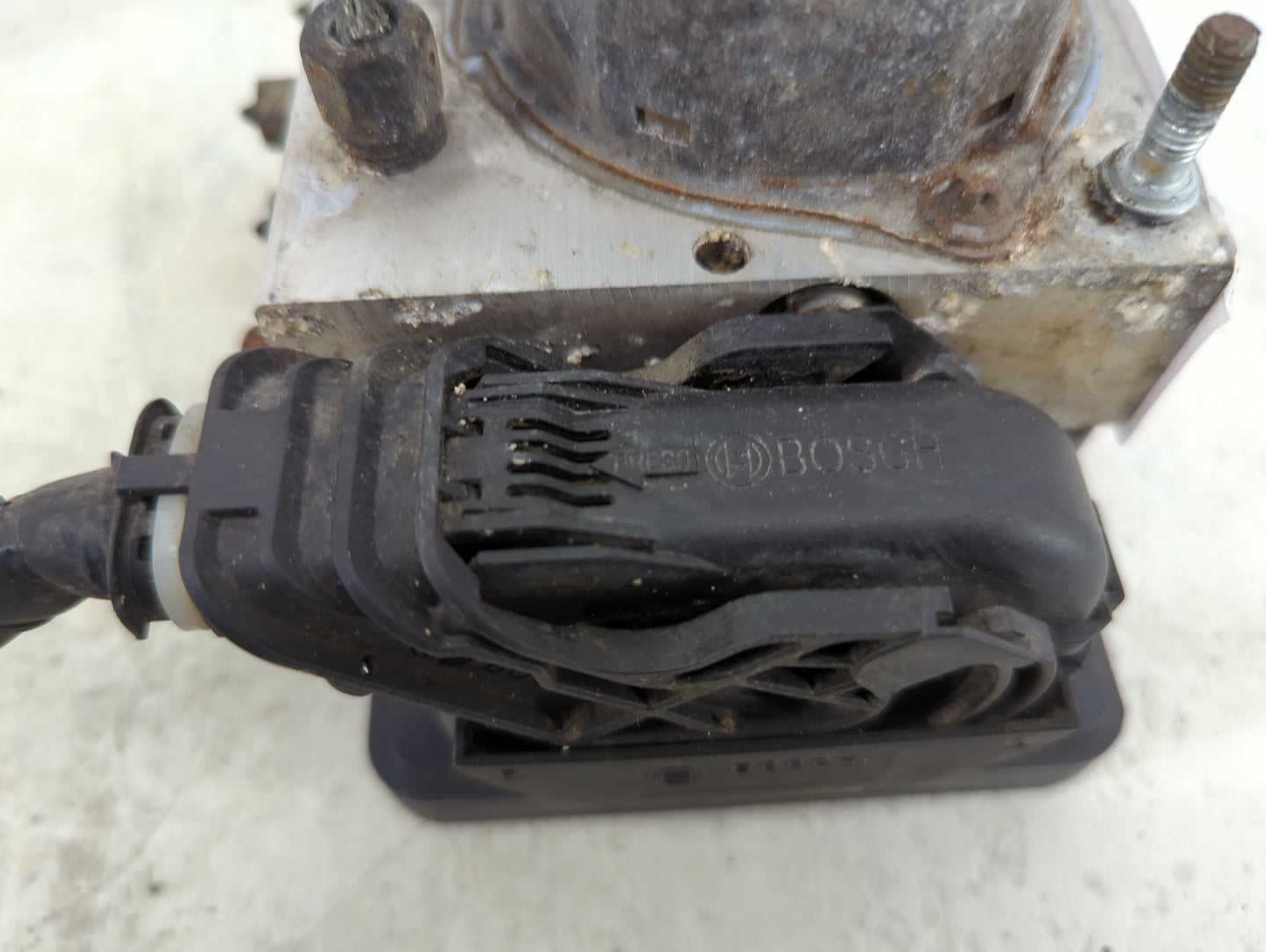 2014 Nissan Sentra ABS Pump Control Module Replacement P/N:0265951552 0265261264 Fits OEM Used Auto Parts - Oemusedautoparts
