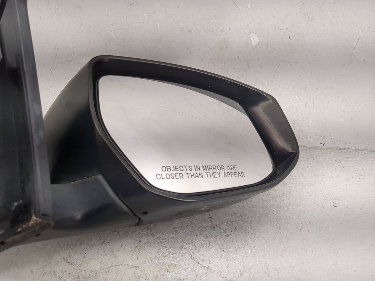2013-2015 Nissan Sentra Passenger Side View Mirror - Right Door Mirror OEM Used - Oemusedautoparts1.com