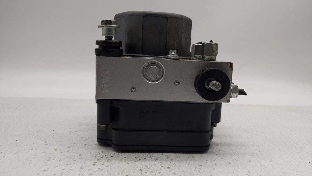 2014-2015 Nissan Sentra Anti-Lock Brake ABS Pump Module Actuator OEM P/N:47660-3SG0C Fits Fits 2014 2015 OEM Used Auto Parts
