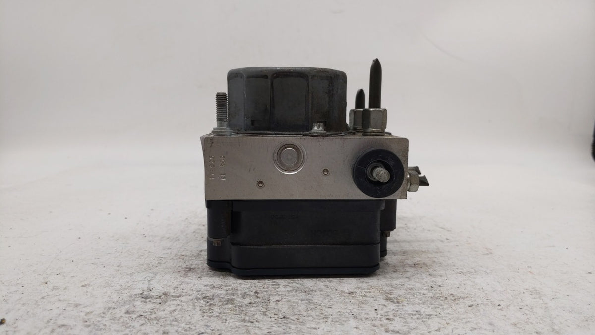 2014-2015 Nissan Sentra Anti-Lock Brake ABS Pump Module Actuator OEM P/N:47660 3SG0C Fits Fits 2014 2015 OEM Used Auto Parts