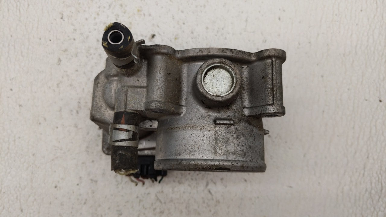 2013-2019 Nissan Sentra Throttle Body P/N:3RA60-01 C 3RA60-01 E, 3RA60-01 D Fits Fits 2013 2014 2015 2016 2017 2018 2019 OEM