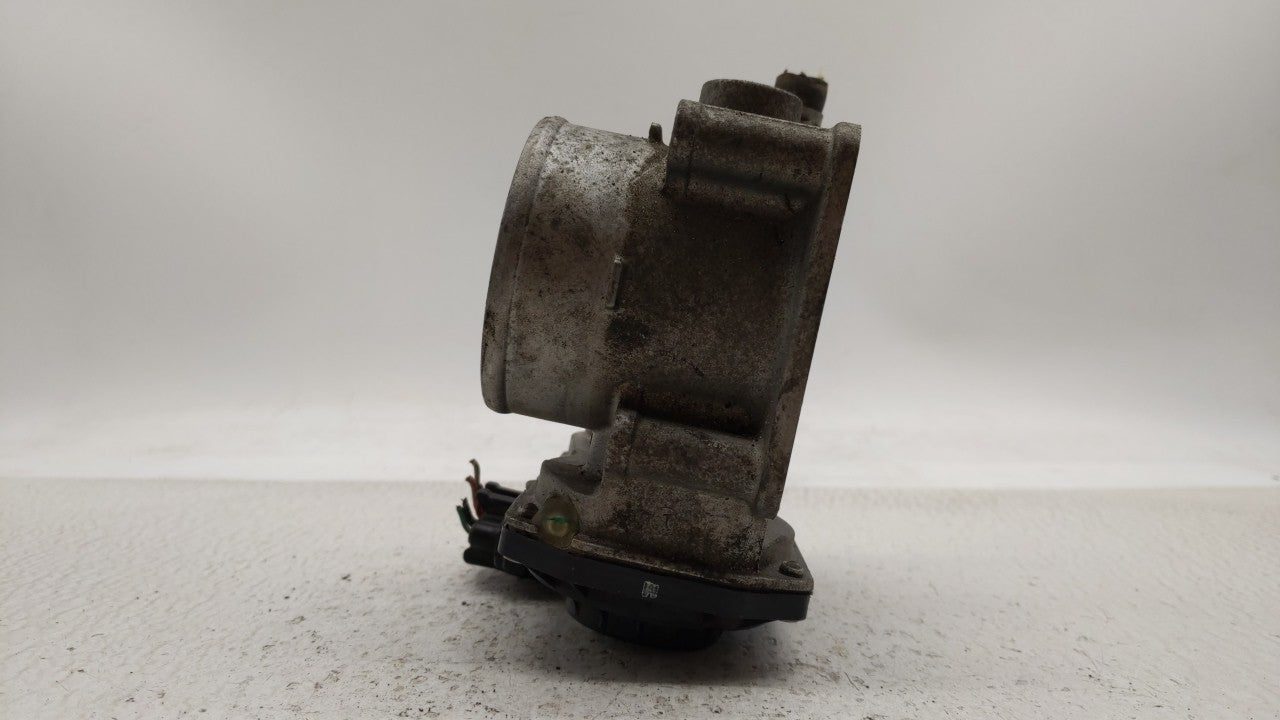 2013-2019 Nissan Sentra Throttle Body P/N:3RA60-01 C 3RA60-01 E, 3RA60-01 D Fits Fits 2013 2014 2015 2016 2017 2018 2019 OEM