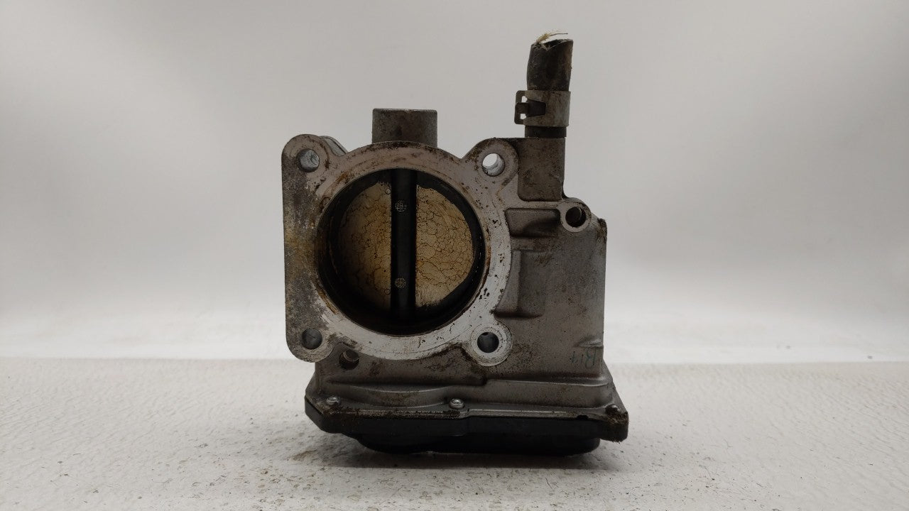 2013-2019 Nissan Sentra Throttle Body P/N:3RA60-01 C 3RA60-01 E, 3RA60-01 D Fits Fits 2013 2014 2015 2016 2017 2018 2019 OEM