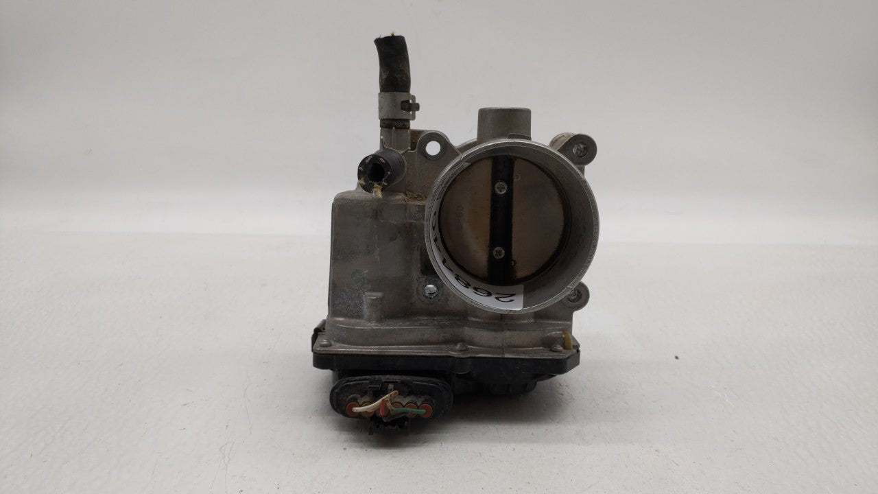 2013-2019 Nissan Sentra Throttle Body P/N:3RA60-01 C 3RA60-01 E, 3RA60-01 D Fits Fits 2013 2014 2015 2016 2017 2018 2019 OEM