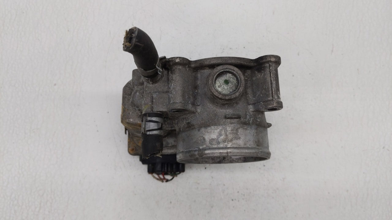 2013-2019 Nissan Sentra Throttle Body P/N:3RA60-01 C 3RA60-01 E, 3RA60-01 D Fits Fits 2013 2014 2015 2016 2017 2018 2019 OEM