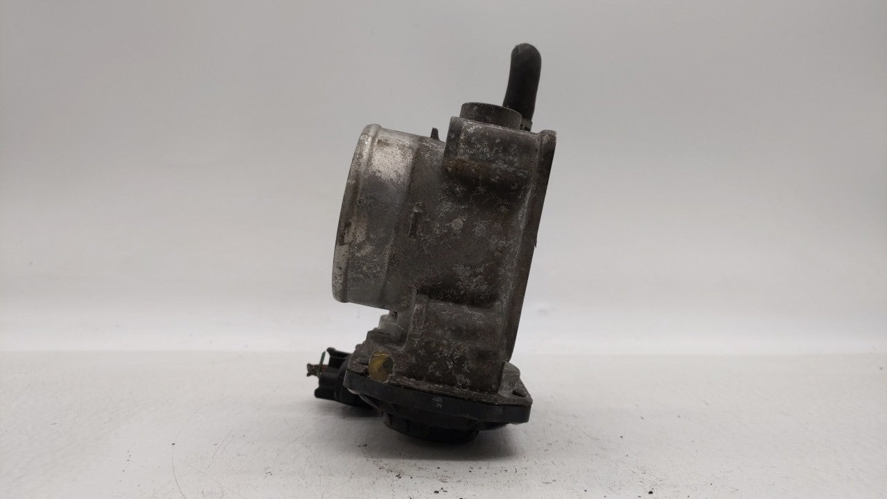 2013-2019 Nissan Sentra Throttle Body P/N:3RA60-01 C 3RA60-01 E, 3RA60-01 D Fits Fits 2013 2014 2015 2016 2017 2018 2019 OEM