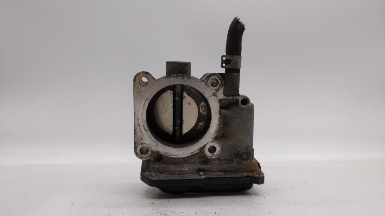 2013-2019 Nissan Sentra Throttle Body P/N:3RA60-01 C 3RA60-01 E, 3RA60-01 D Fits Fits 2013 2014 2015 2016 2017 2018 2019 OEM