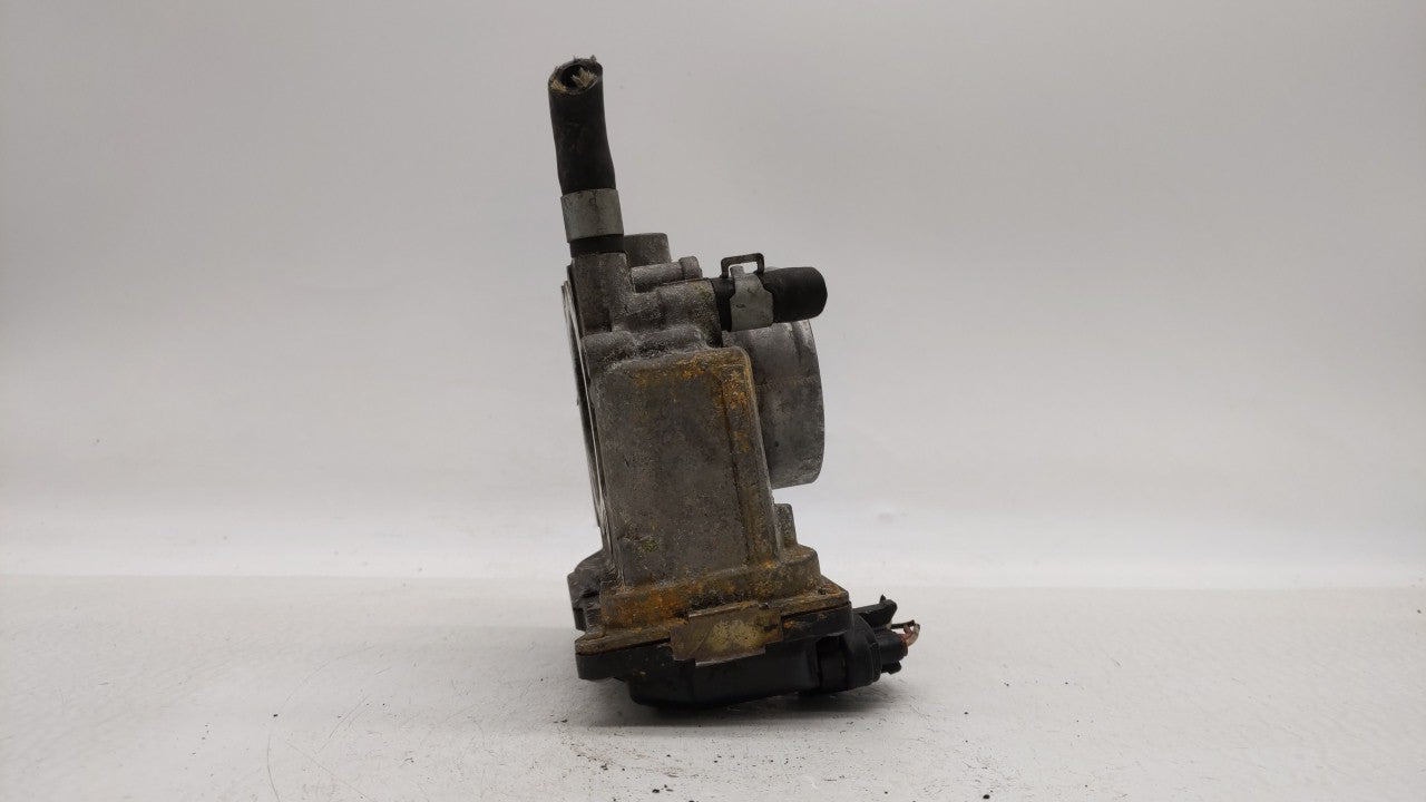 2013-2019 Nissan Sentra Throttle Body P/N:3RA60-01 C 3RA60-01 E, 3RA60-01 D Fits Fits 2013 2014 2015 2016 2017 2018 2019 OEM
