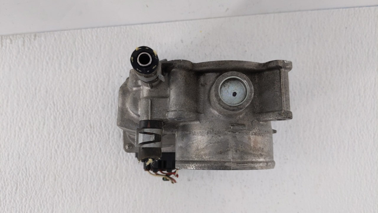 2013-2019 Nissan Sentra Throttle Body P/N:3RA60-01 C 3RA60-01 E, 3RA60-01 D Fits Fits 2013 2014 2015 2016 2017 2018 2019 OEM