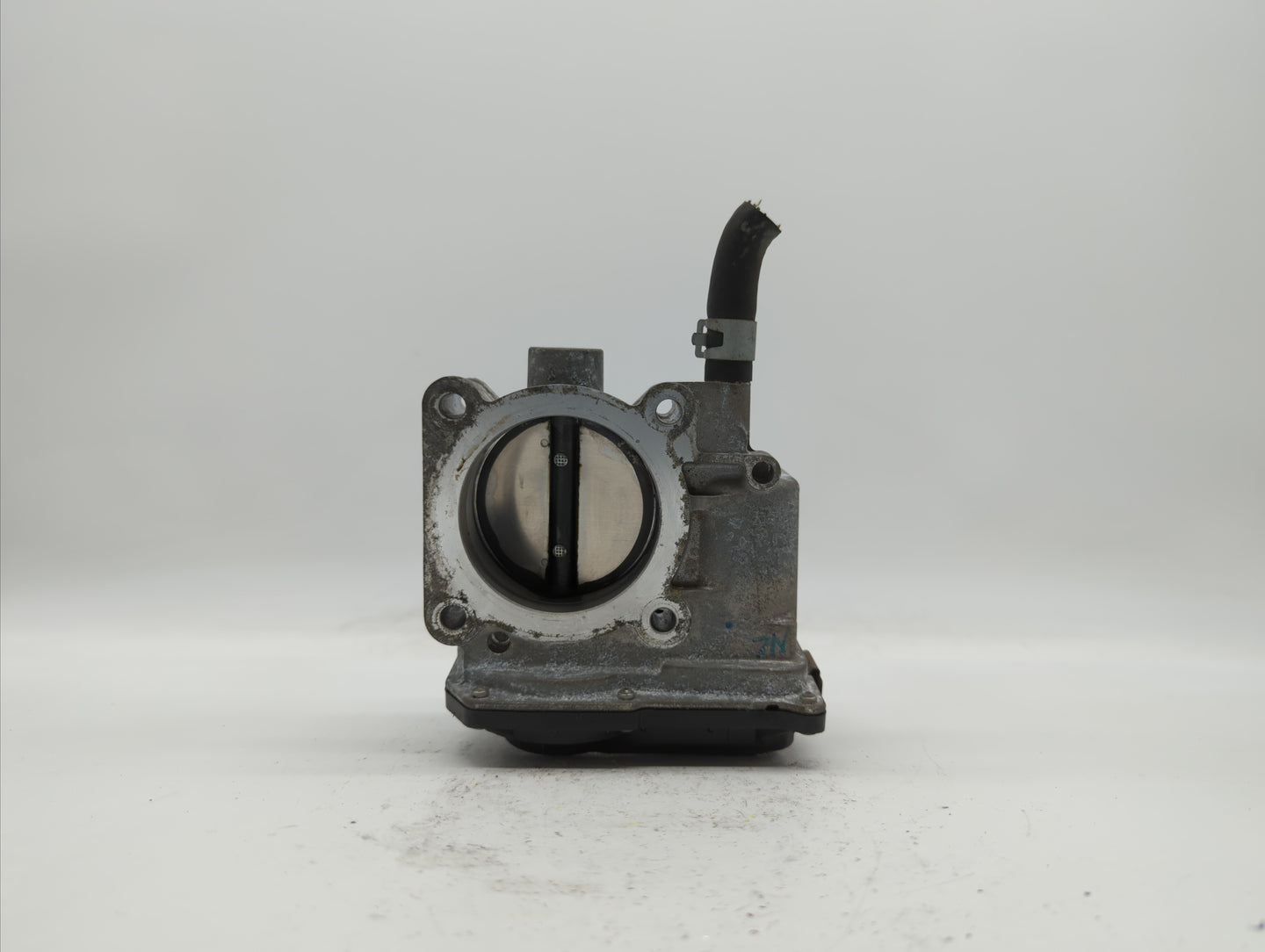 2013-2019 Nissan Sentra Throttle Body P/N:3RA60-01 C 3RA60-01 E, 3RA60-01 D Fits Fits 2013 2014 2015 2016 2017 2018 2019 OEM