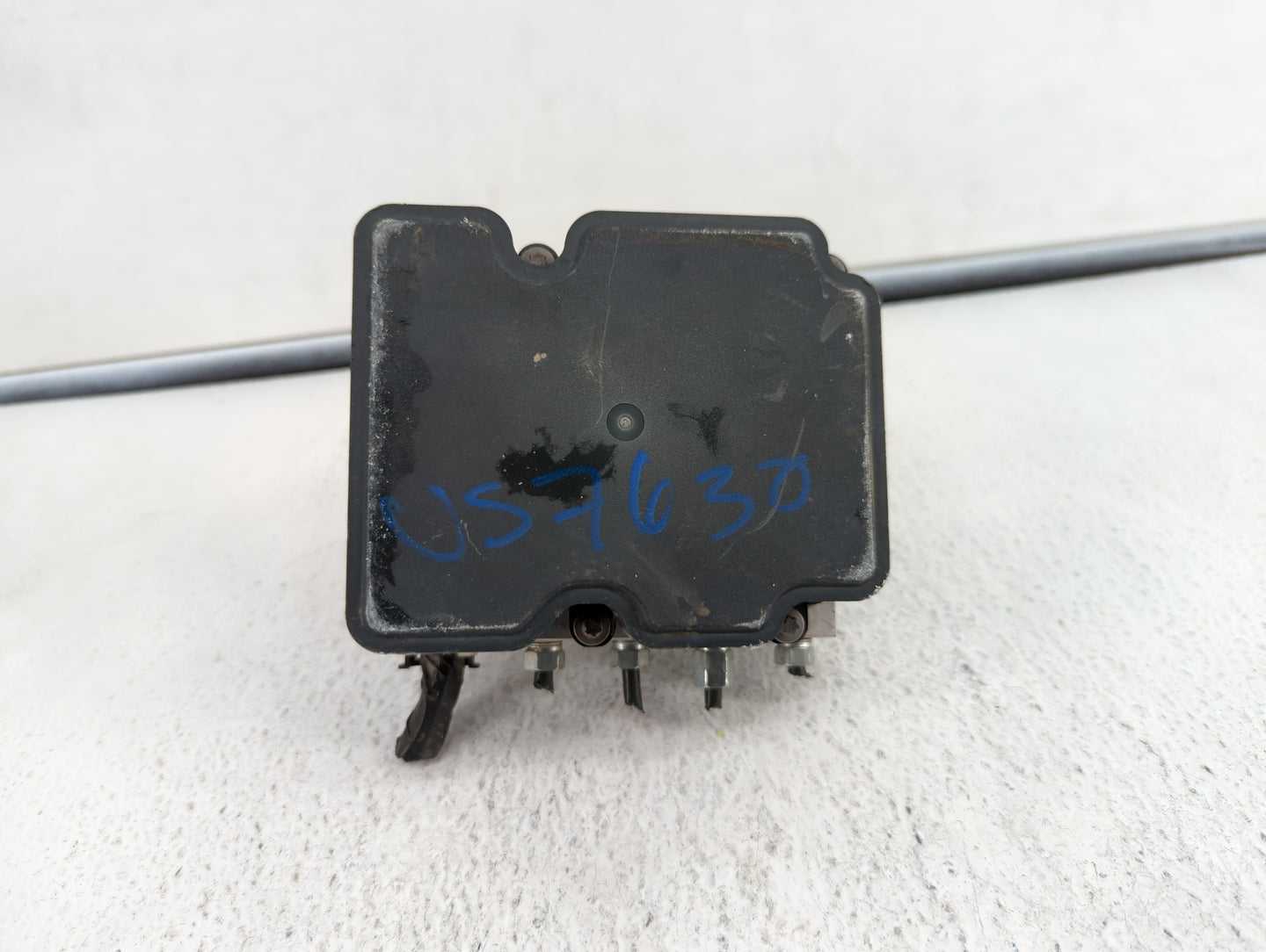 2014-2015 Nissan Sentra ABS Pump Control Module Replacement P/N:47660 5UD0C 47660 3SG0C Fits Fits 2014 2015 OEM Used Auto Pa