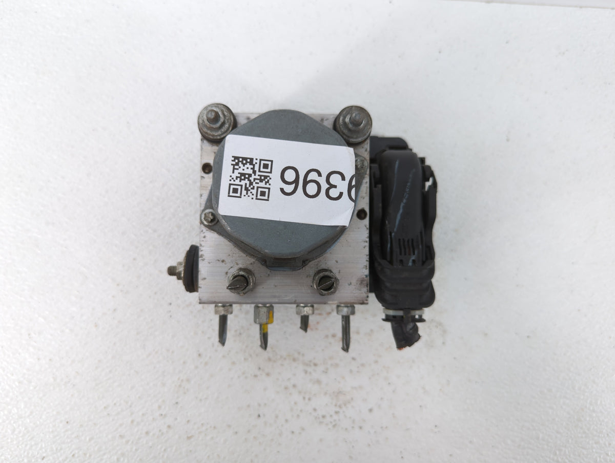 2014-2015 Nissan Sentra Anti-Lock Brake ABS Pump Module Actuator OEM P/N:47660 3SG0C Fits Fits 2014 2015 OEM Used Auto Parts
