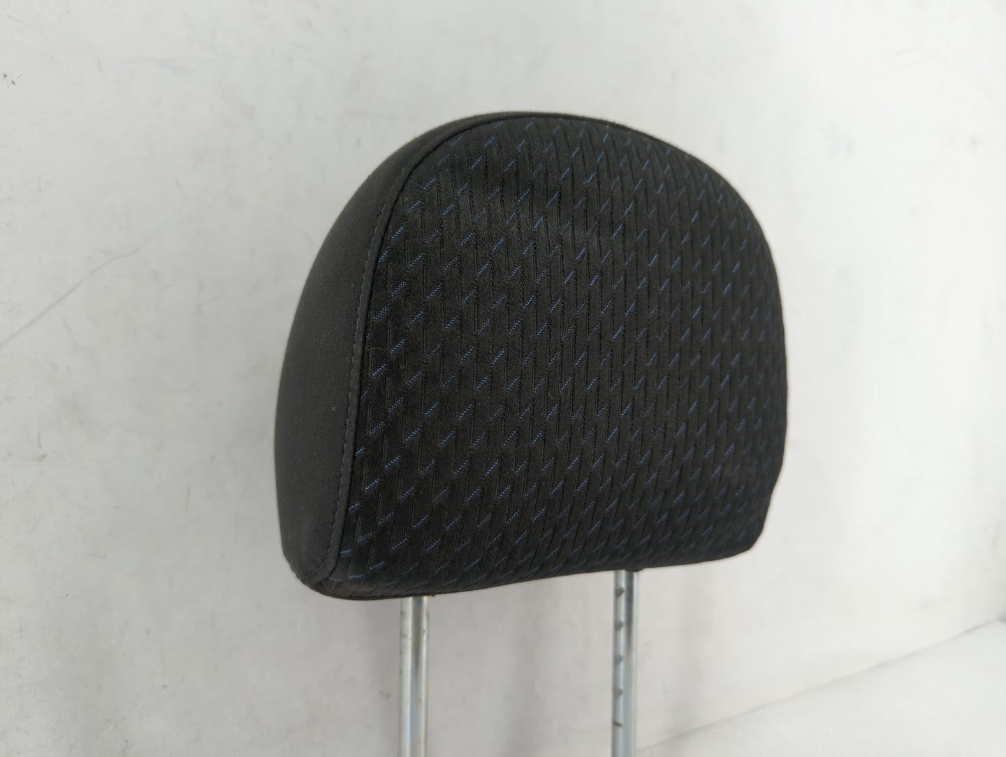 2013-2014 Nissan Sentra Headrest Head Rest Front Driver Passenger Seat Fits Fits 2013 2014 OEM Used Auto Parts - Oemusedauto