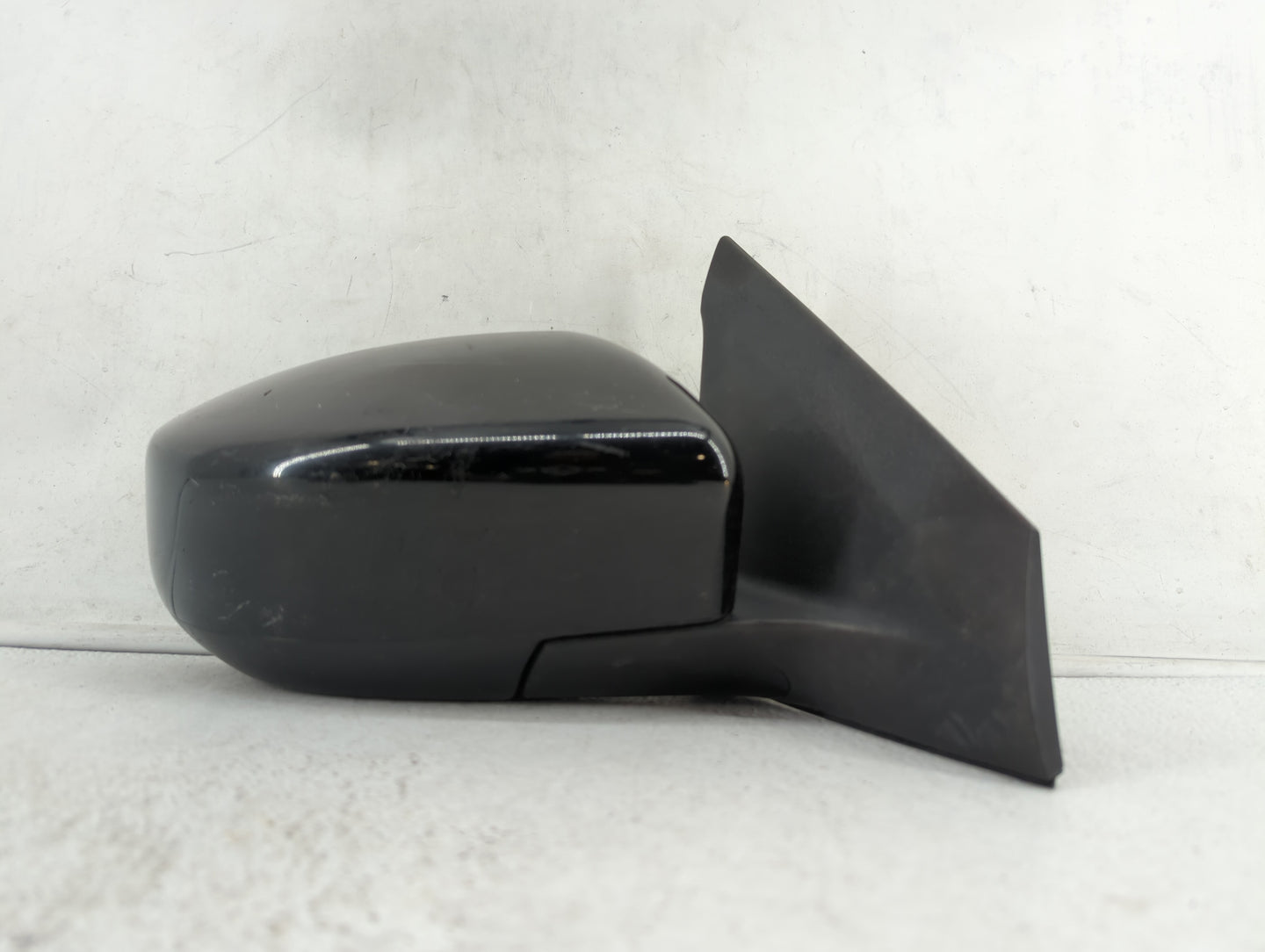 2013-2015 Nissan Sentra Passenger Side View Mirror - Right Door Mirror OEM Used - Oemusedautoparts1.com