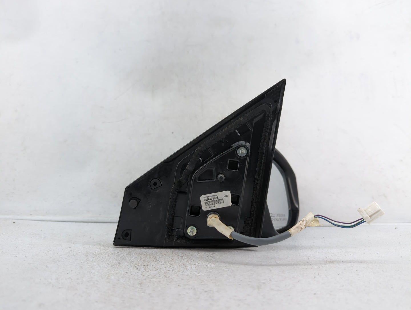 2013-2015 Nissan Sentra Passenger Side View Mirror - Right Door Mirror OEM Used - Oemusedautoparts1.com