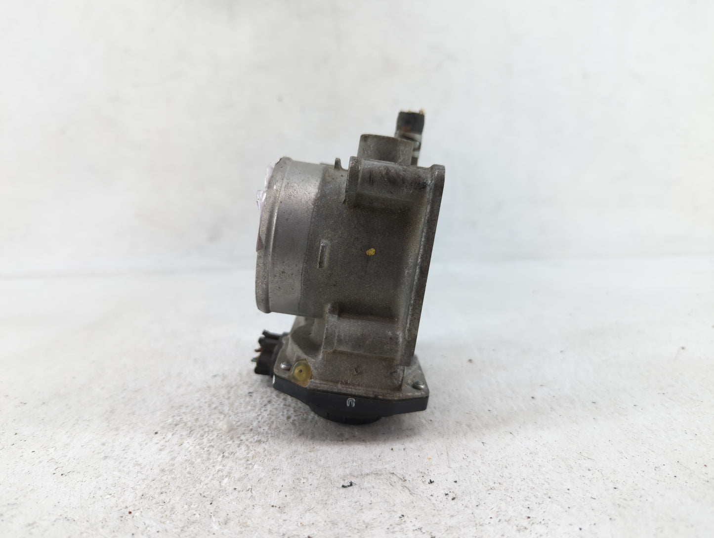 2013-2019 Nissan Sentra Throttle Body P/N:3RA60-01 C 3RA60-01 E, 3RA60-01 D Fits Fits 2013 2014 2015 2016 2017 2018 2019 OEM