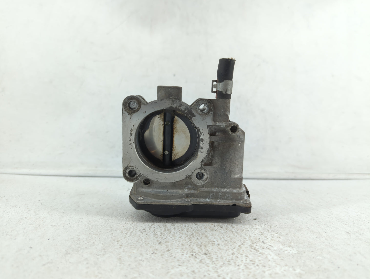2013-2019 Nissan Sentra Throttle Body P/N:3RA60-01 C 3RA60-01 E, 3RA60-01 D Fits Fits 2013 2014 2015 2016 2017 2018 2019 OEM