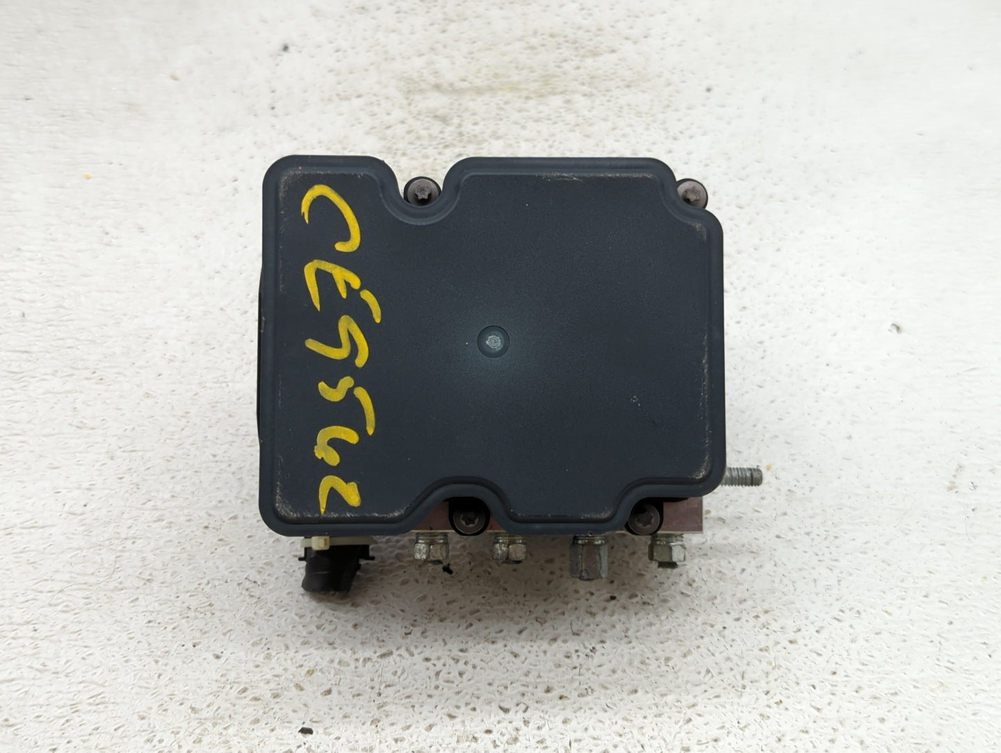 2014 Nissan Sentra ABS Pump Control Module Replacement P/N:47660 3SG0C Fits OEM Used Auto Parts - Oemusedautoparts1.com