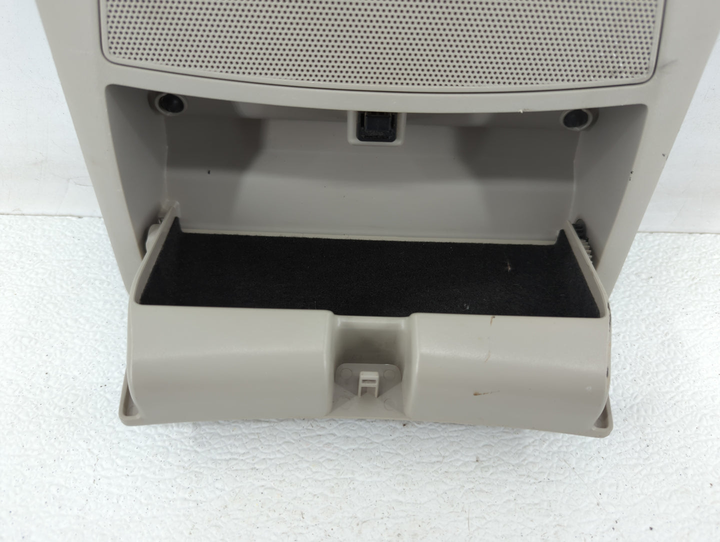 2014 Nissan Sentra Overhead Roof Console Grey - Oemusedautoparts1.com