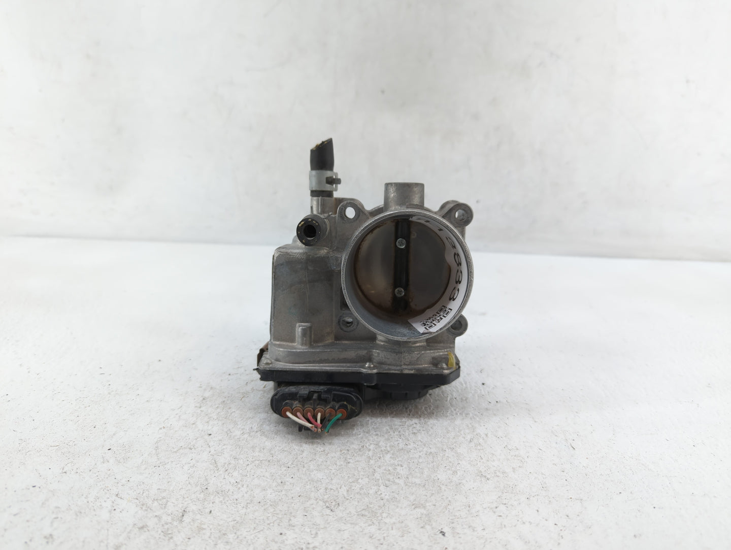 2013-2019 Nissan Sentra Throttle Body P/N:3RA60-01 C 3RA60-01 E, 3RA60-01 D Fits Fits 2013 2014 2015 2016 2017 2018 2019 OEM