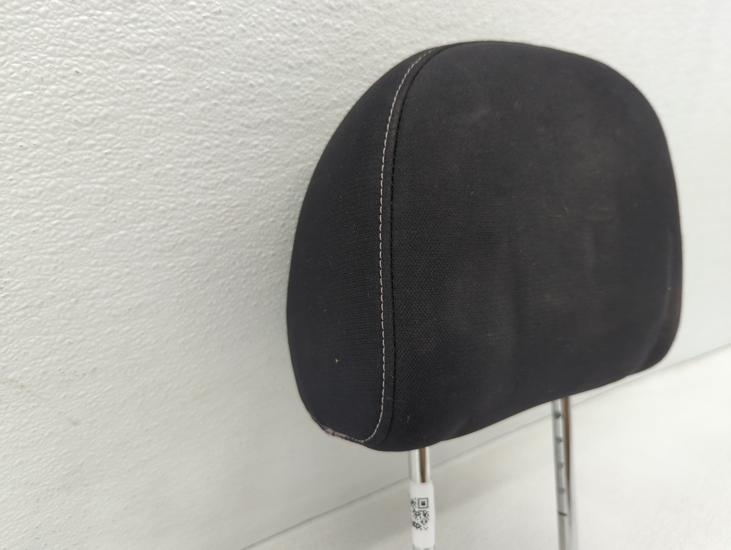 2013-2014 Nissan Sentra Headrest Head Rest Front Driver Passenger Seat - Oemusedautoparts1.com