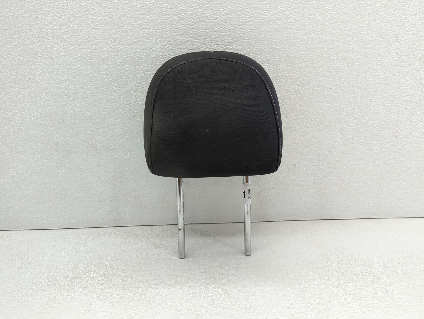 2013-2014 Nissan Sentra Headrest Head Rest Front Driver Passenger Seat - Oemusedautoparts1.com