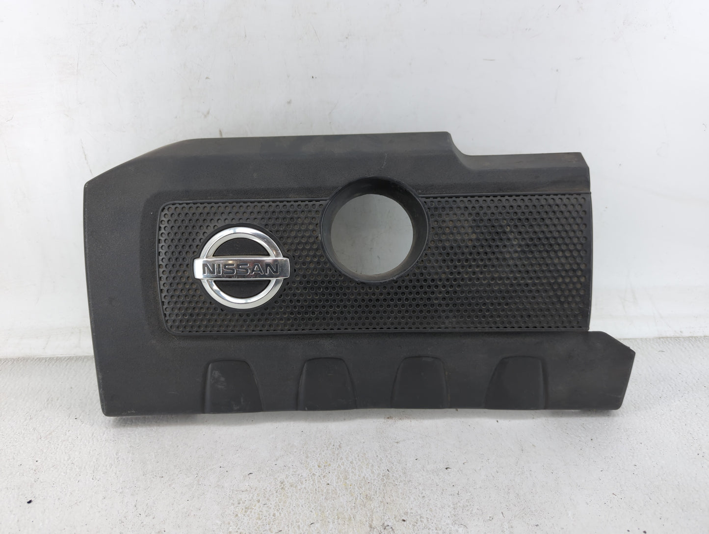 2014 Nissan Sentra Engine Cover - Oemusedautoparts1.com