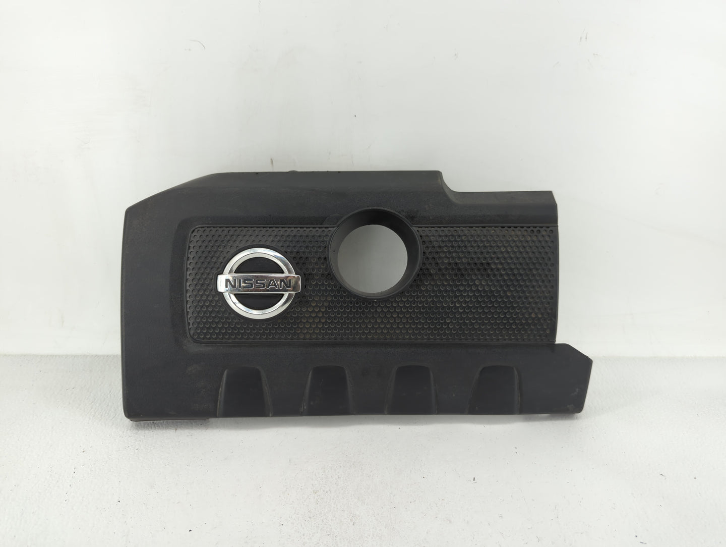 2014 Nissan Sentra Engine Cover - Oemusedautoparts1.com