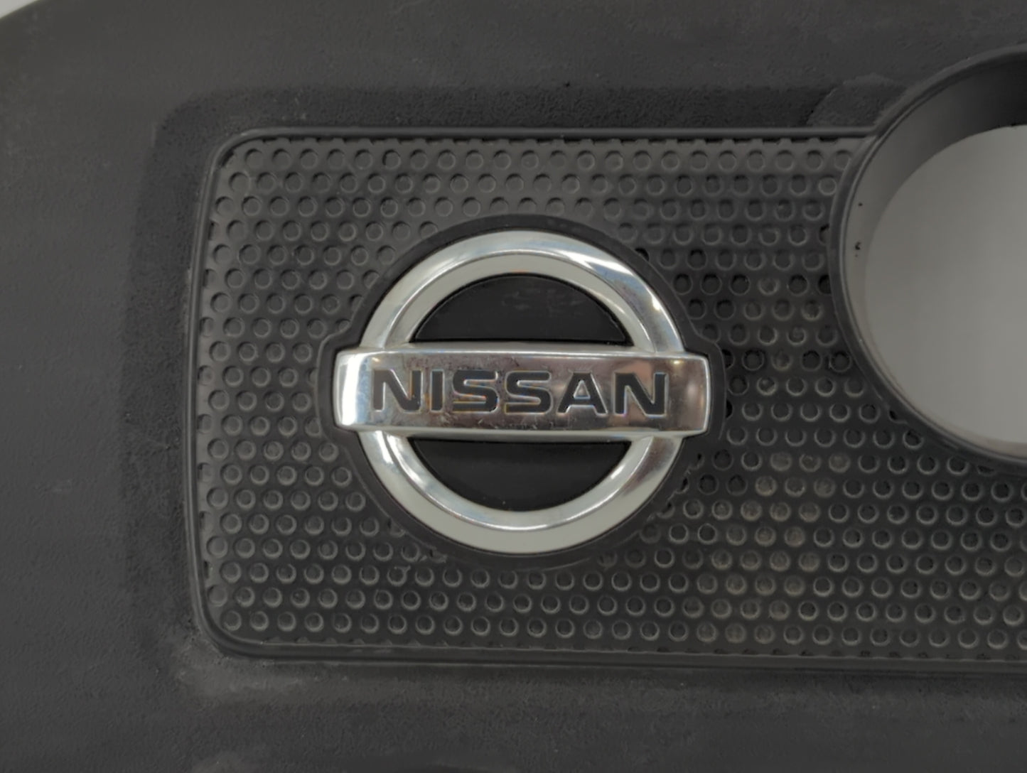 2014 Nissan Sentra Engine Cover - Oemusedautoparts1.com