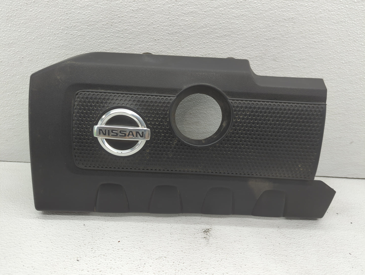 2014 Nissan Sentra Engine Cover - Oemusedautoparts1.com