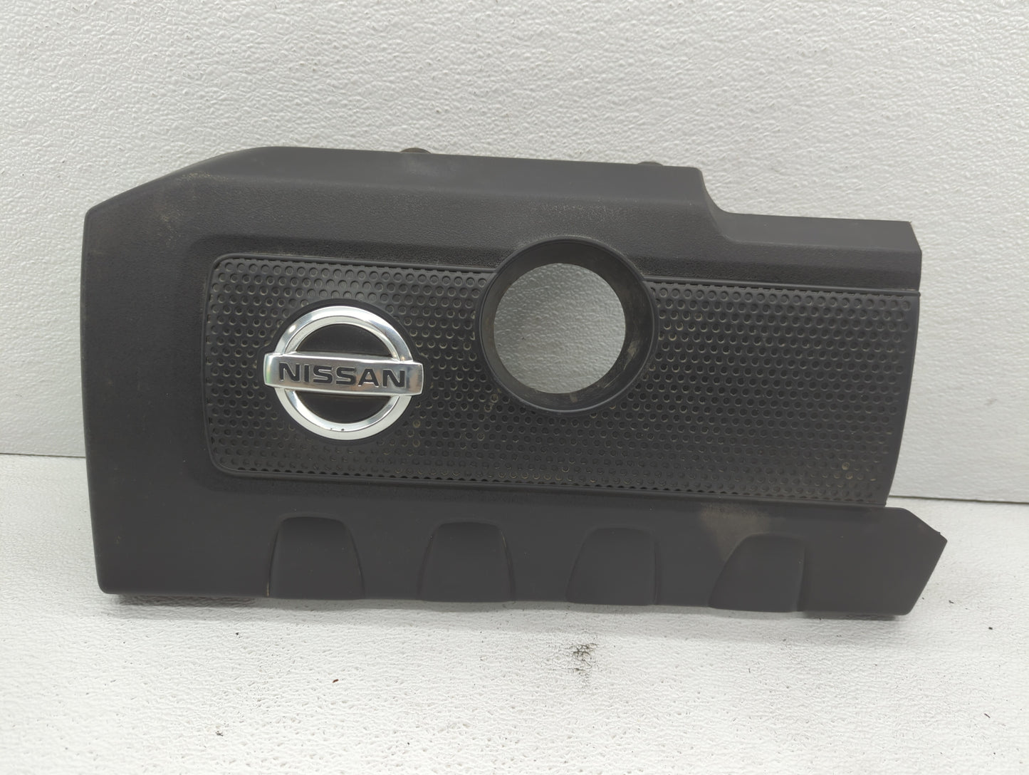 2014 Nissan Sentra Engine Cover - Oemusedautoparts1.com