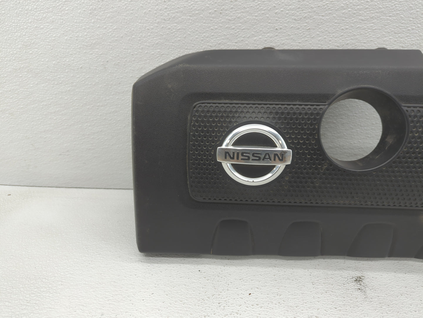 2014 Nissan Sentra Engine Cover - Oemusedautoparts1.com