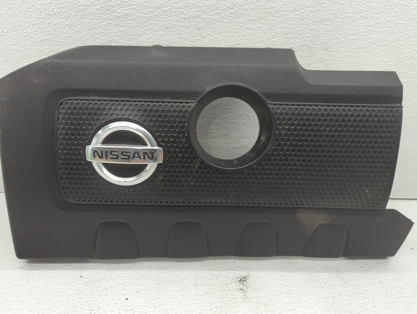 2014 Nissan Sentra Engine Cover - Oemusedautoparts1.com