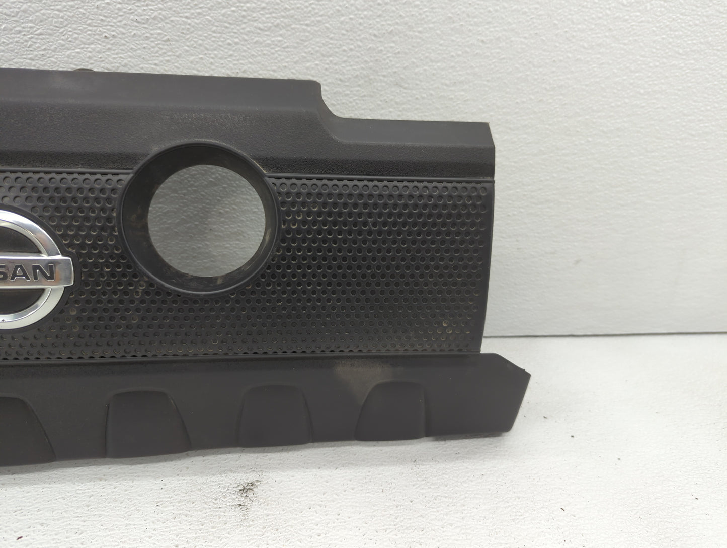 2014 Nissan Sentra Engine Cover - Oemusedautoparts1.com