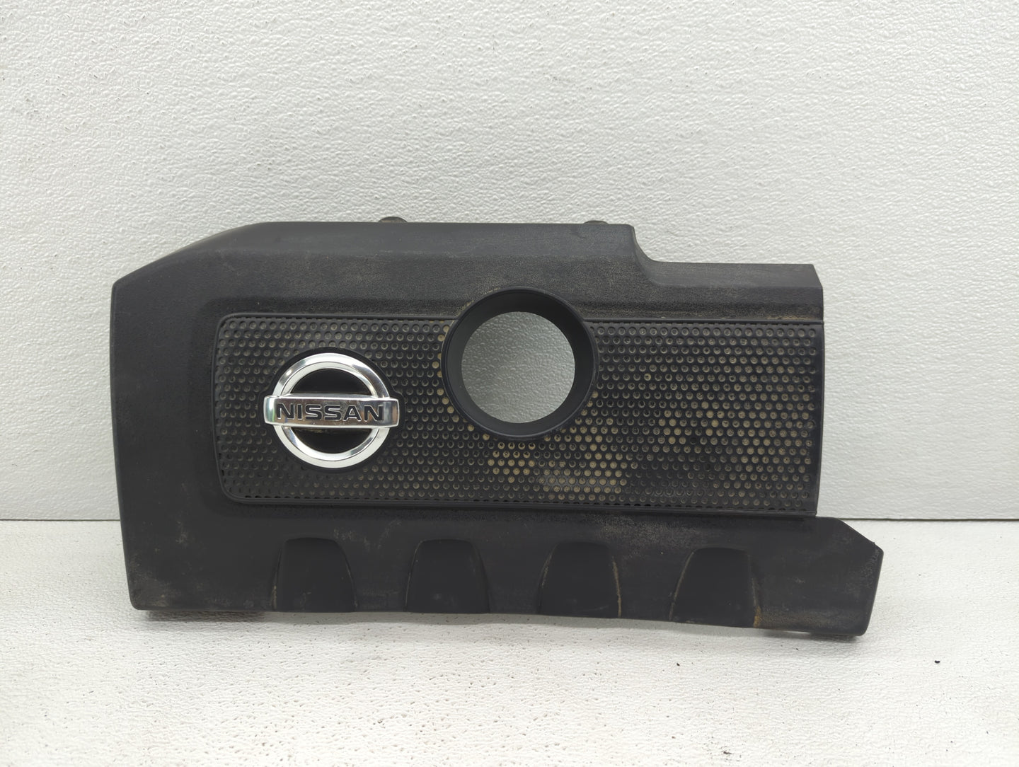2014 Nissan Sentra Engine Cover - Oemusedautoparts1.com