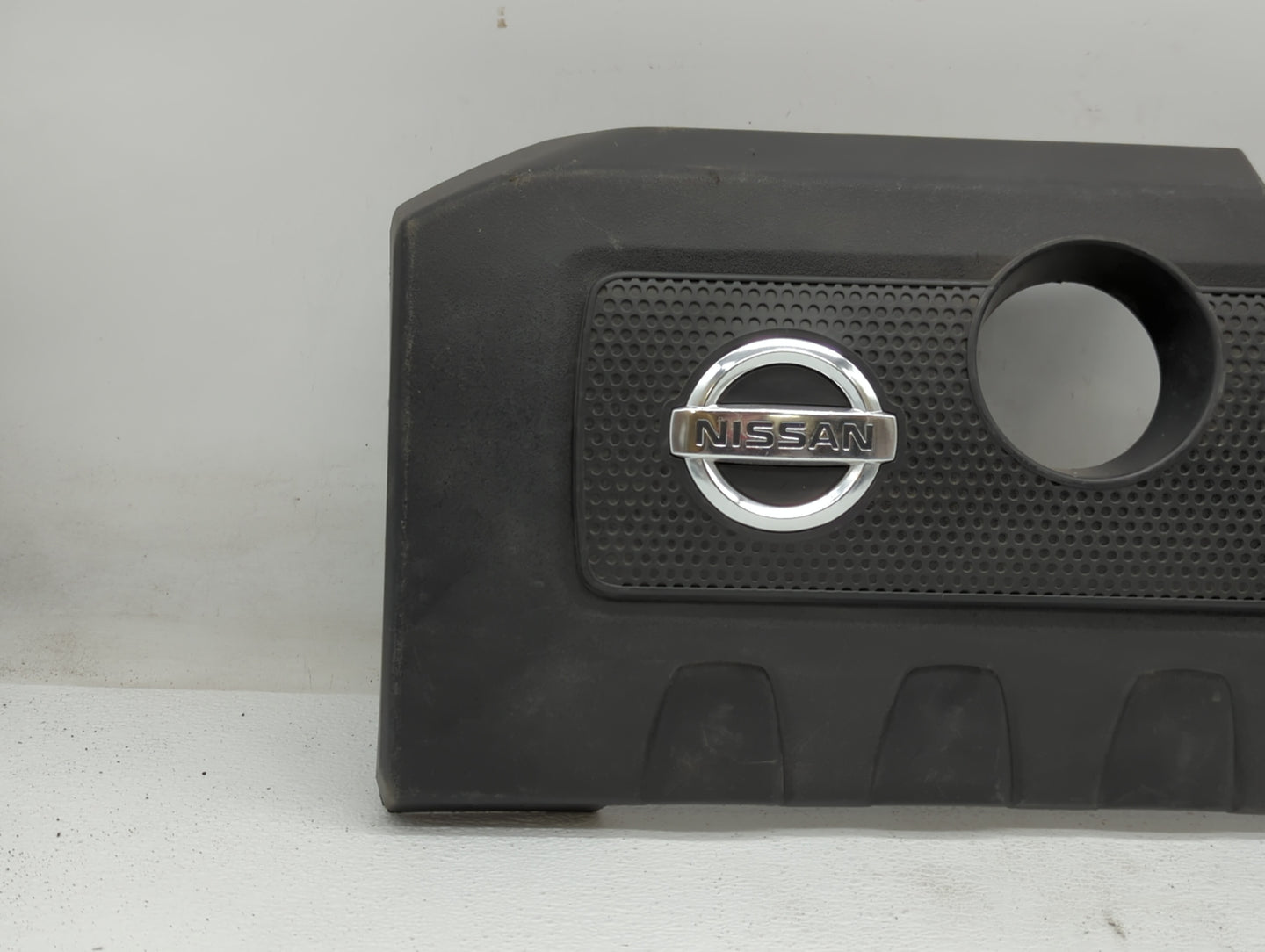 2014 Nissan Sentra Engine Cover - Oemusedautoparts1.com