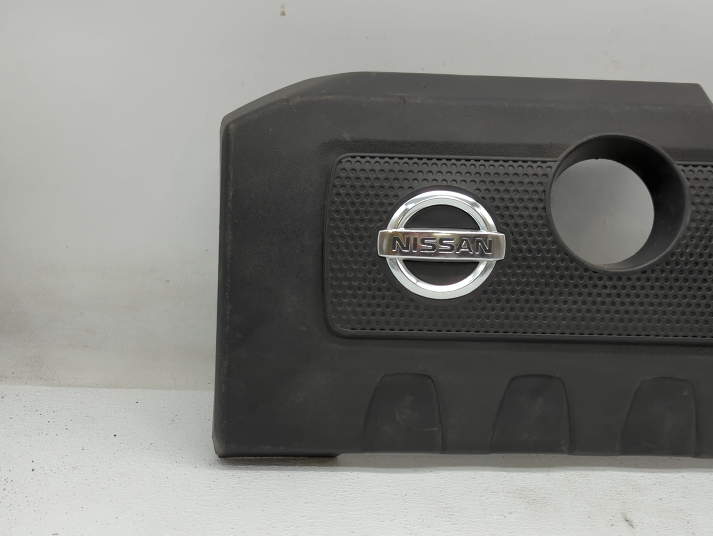 2014 Nissan Sentra Engine Cover - Oemusedautoparts1.com