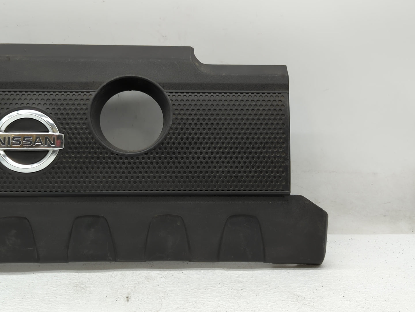 2014 Nissan Sentra Engine Cover - Oemusedautoparts1.com