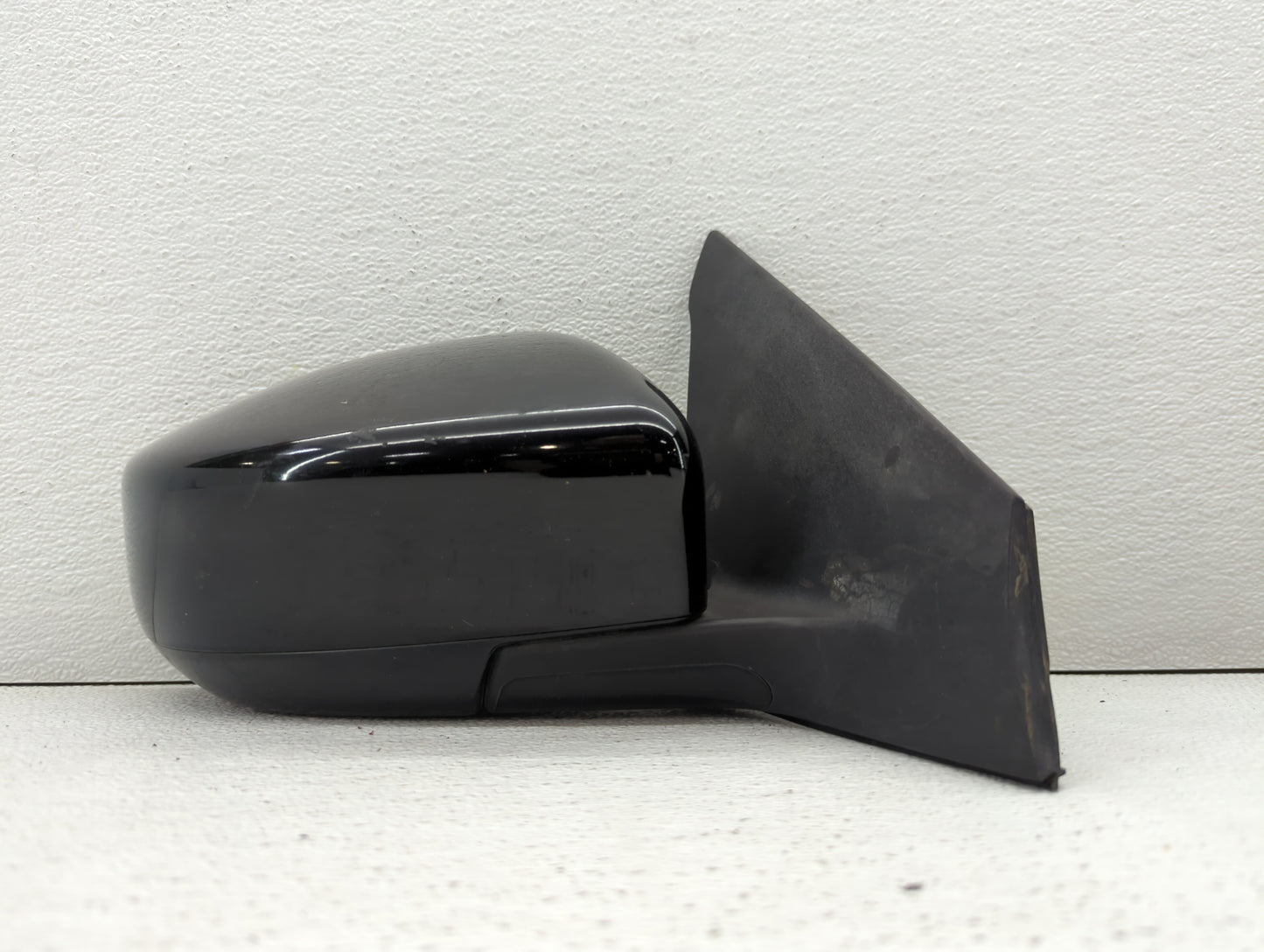 2013-2015 Nissan Sentra Passenger Side View Mirror - Right Door Mirror OEM Used - Oemusedautoparts1.com