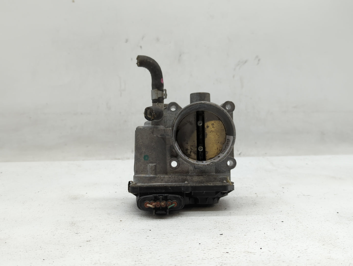 2013-2019 Nissan Sentra Throttle Body P/N:3RA60-01 A 3RA60-01 B Fits Fits 2013 2014 2015 2016 2017 2018 2019 OEM Used Auto P