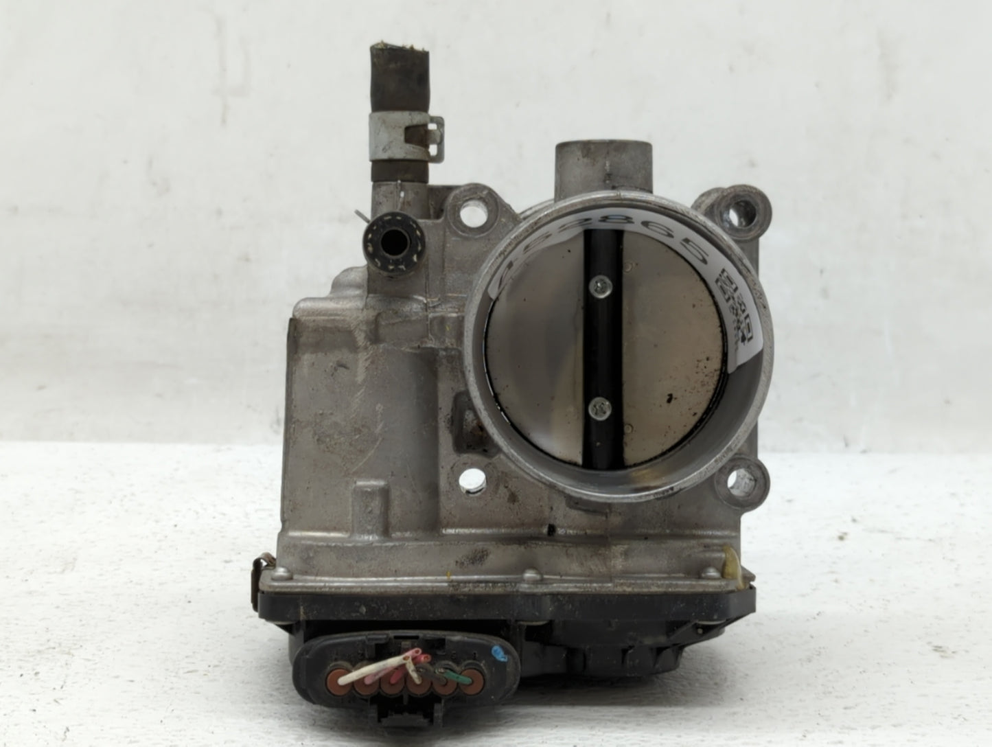 2013-2019 Nissan Sentra Throttle Body P/N:3RA60-01 A 3RA60-01 B Fits Fits 2013 2014 2015 2016 2017 2018 2019 OEM Used Auto P