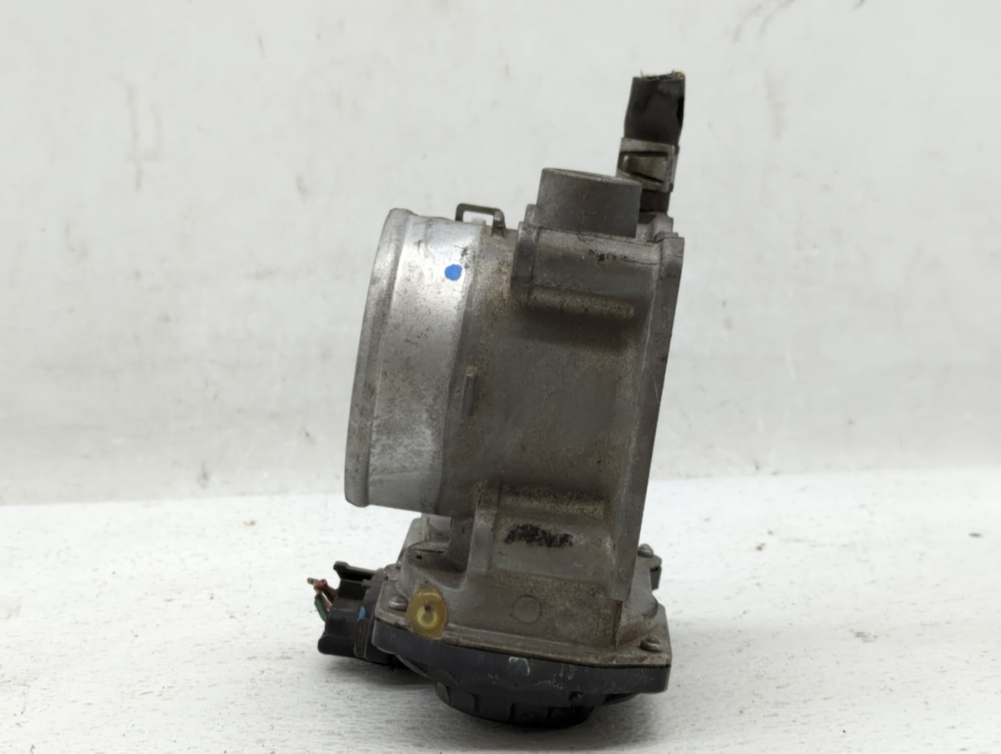 2013-2019 Nissan Sentra Throttle Body P/N:3RA60-01 A 3RA60-01 B Fits Fits 2013 2014 2015 2016 2017 2018 2019 OEM Used Auto P