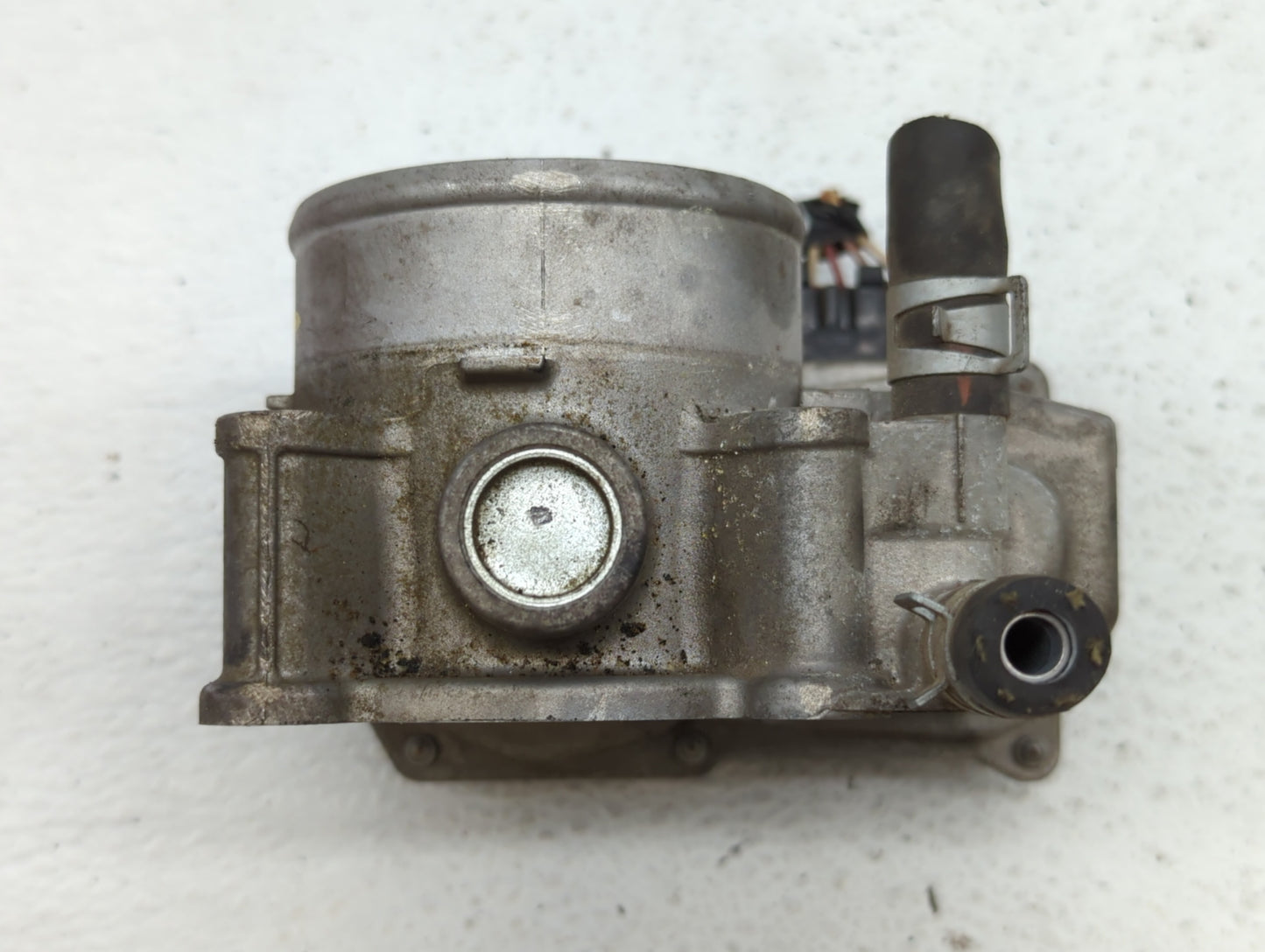 2013-2019 Nissan Sentra Throttle Body P/N:3RA60-01 A 3RA60-01 B Fits Fits 2013 2014 2015 2016 2017 2018 2019 OEM Used Auto P