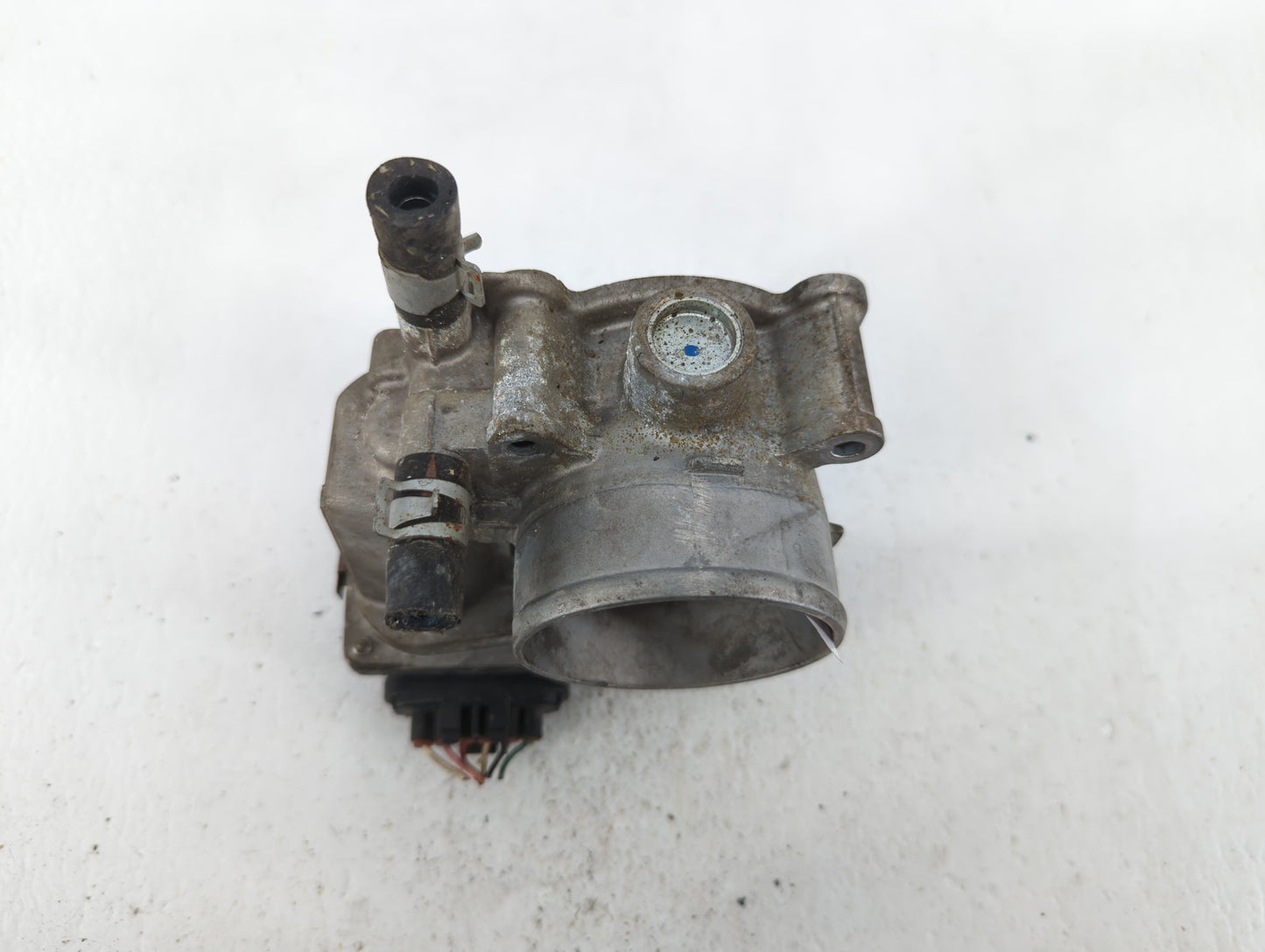 2013-2019 Nissan Sentra Throttle Body P/N:3RA60-01 C 3RA60-01 D, 3RA60-01 A Fits Fits 2013 2014 2015 2016 2017 2018 2019 OEM