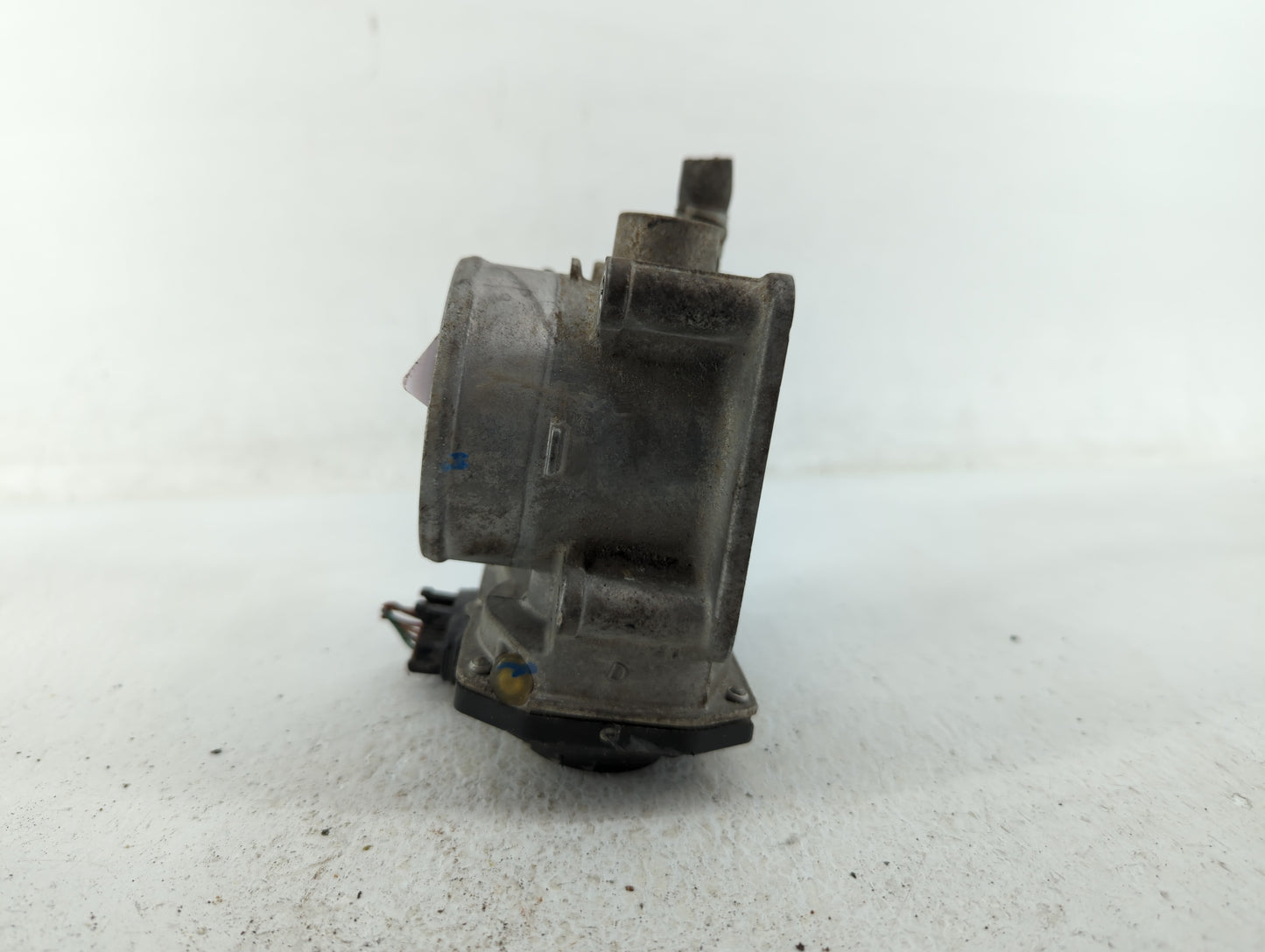 2013-2019 Nissan Sentra Throttle Body P/N:3RA60-01 C 3RA60-01 D, 3RA60-01 A Fits Fits 2013 2014 2015 2016 2017 2018 2019 OEM