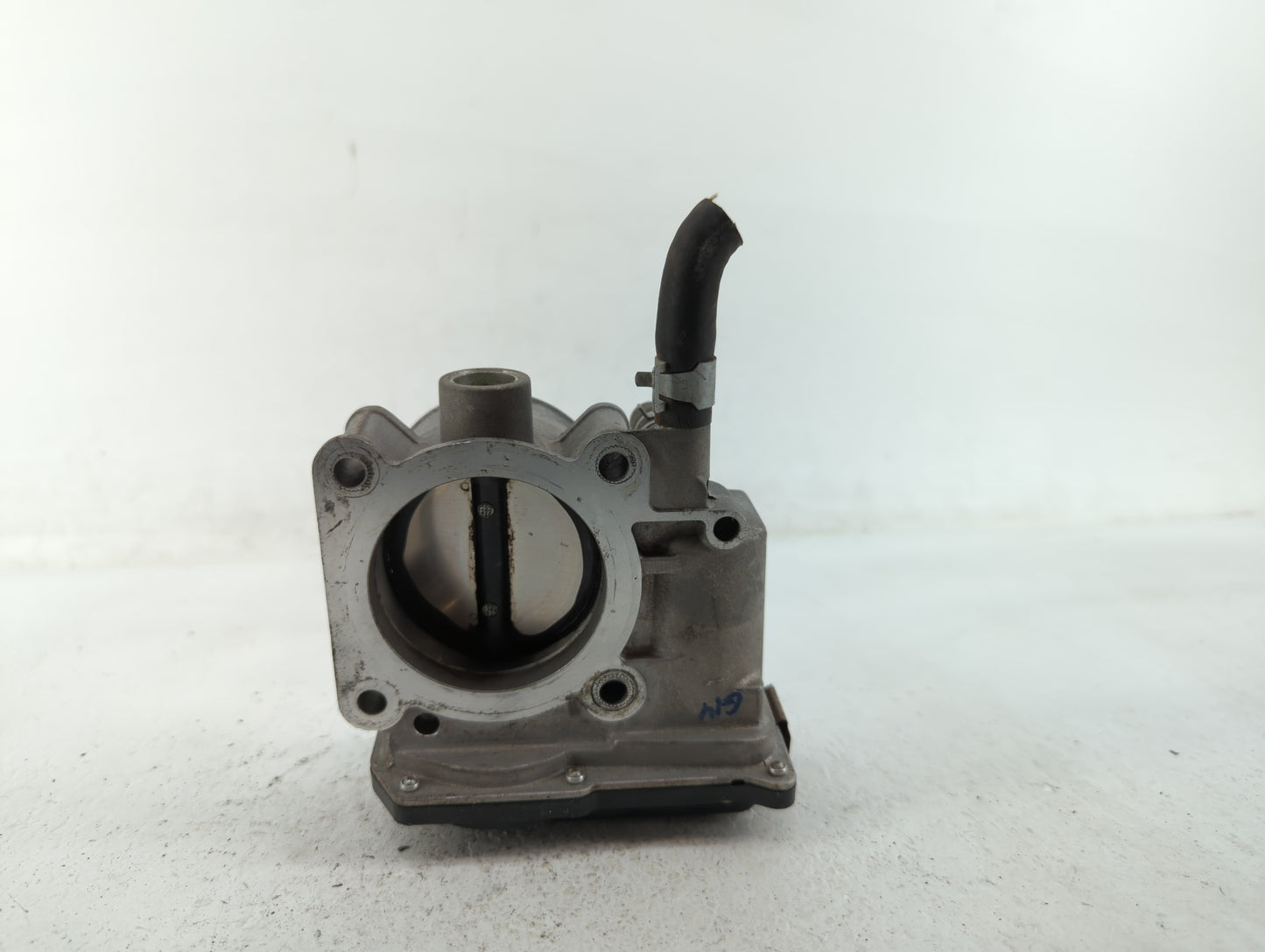 2013-2019 Nissan Sentra Throttle Body P/N:3RA60-01 C 3RA60-01 D, 3RA60-01 A Fits Fits 2013 2014 2015 2016 2017 2018 2019 OEM