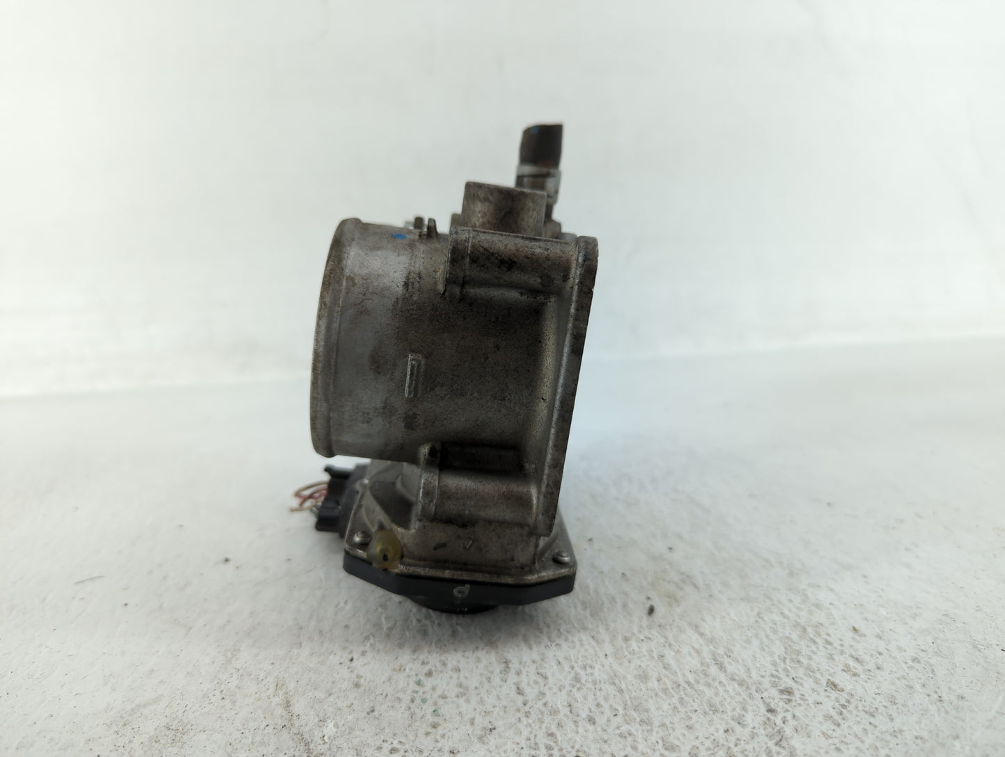 2013-2019 Nissan Sentra Throttle Body P/N:3RA60-01 C 3RA60-01 D, 3RA60-01 A Fits Fits 2013 2014 2015 2016 2017 2018 2019 OEM